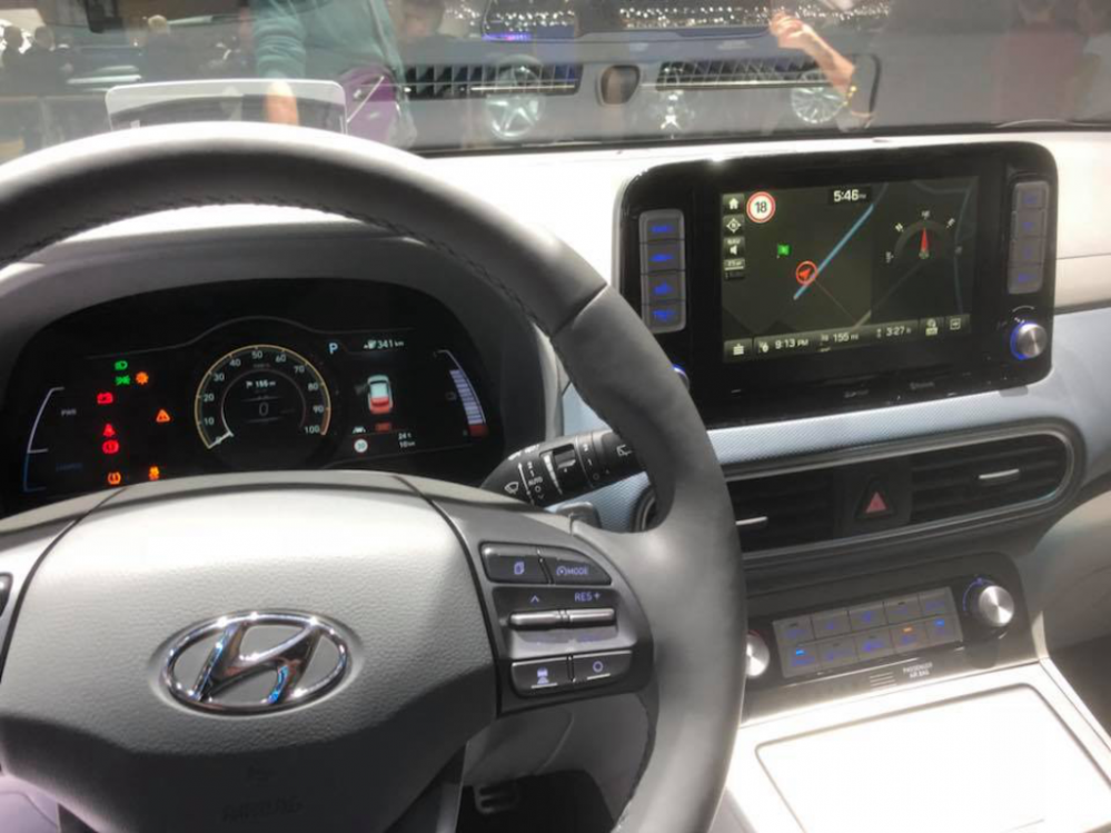 Hyundai Kona Elektro 2022 Basis 100 kW/136 PS 39,2 kWh inkl. Bafa, Lieferung und Zulassung