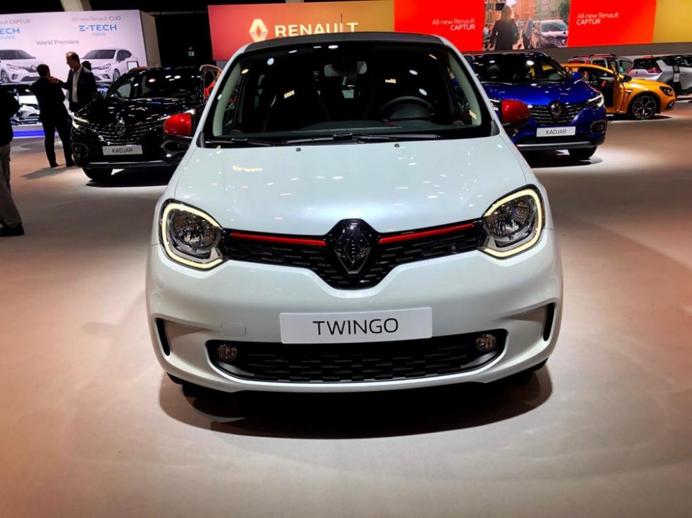 Renault Twingo E-Tech Urban Night 2022 inkl. Bafa, Haustürlieferung und Zulassung